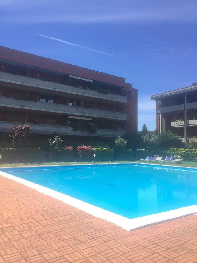 代森扎诺-德尔加达Casa Palazzo公寓 外观 照片